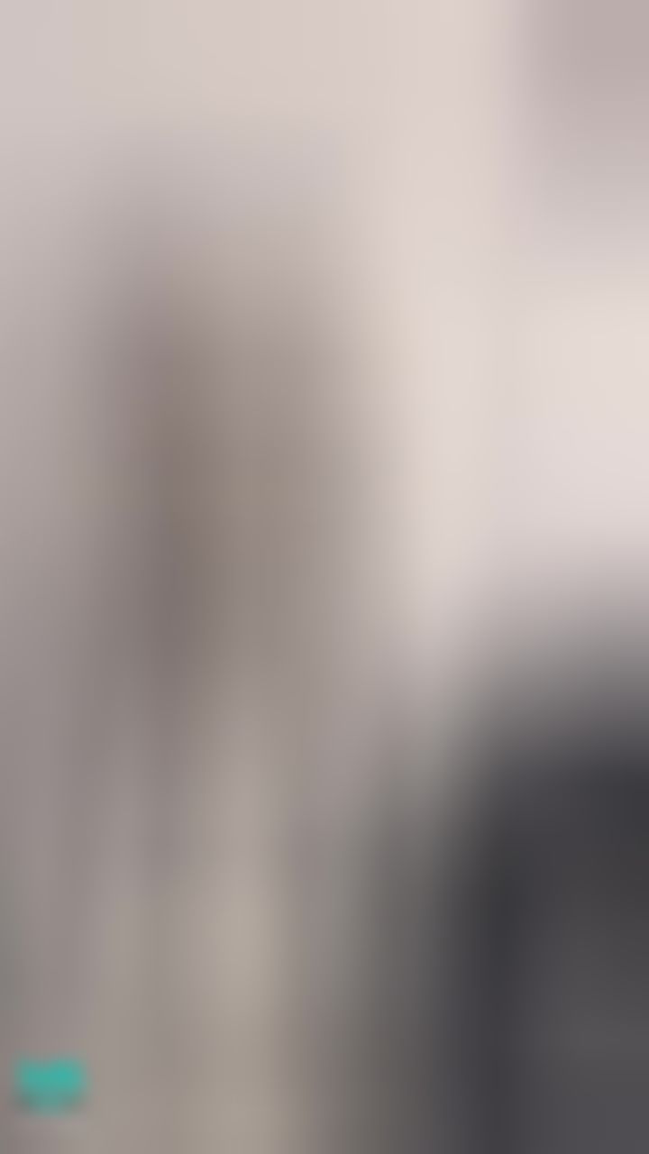 miyukibaby : 你的小貓貓來了❤️❤️❤️高跟鞋配大腿網襪😳看看我有多色！