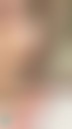funnyg : 姊姊剛洗完澡⋯翹屁屁托起來穴穴若隱若現⋯