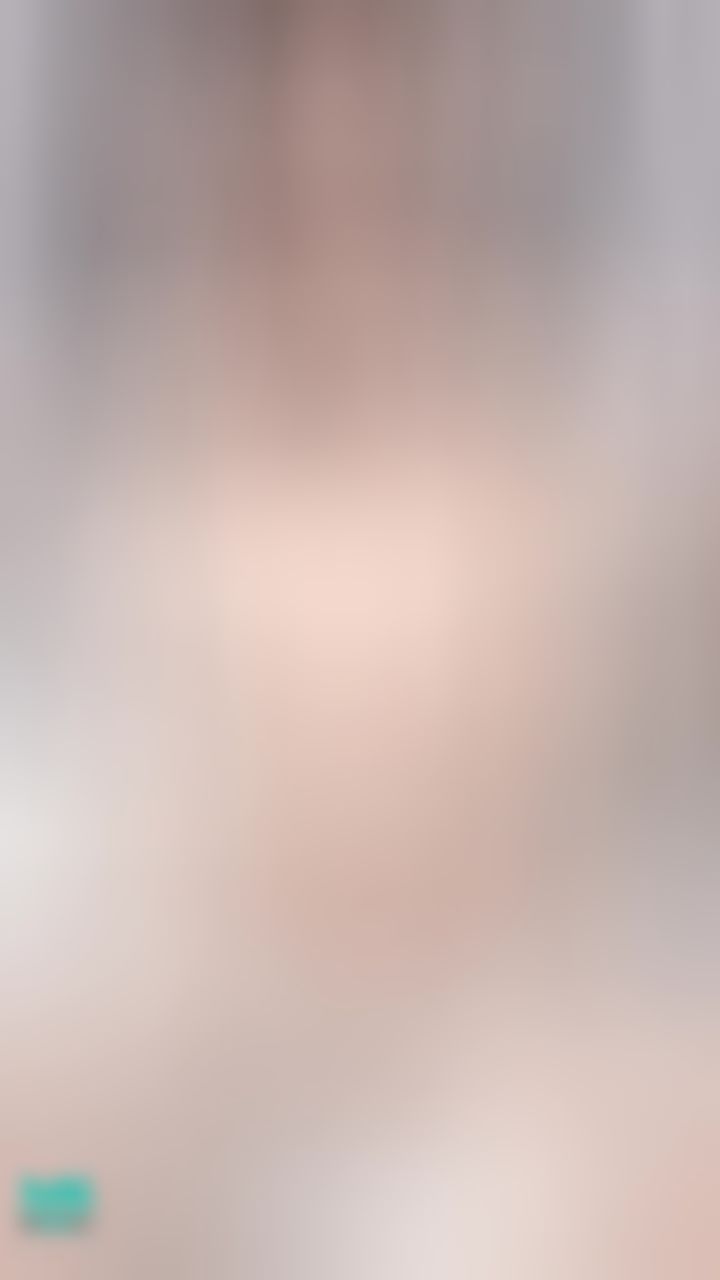 miyukibaby : 阿嘿顏吐舌色誘你👅👅👅想要邊親親邊乳交射在我奶上？❤️😍