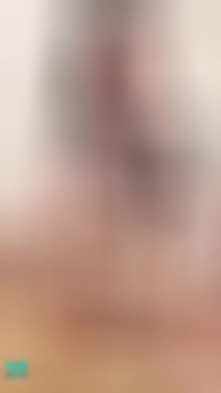 shinypuppy : 讓自慰棒插著自己上下動💘