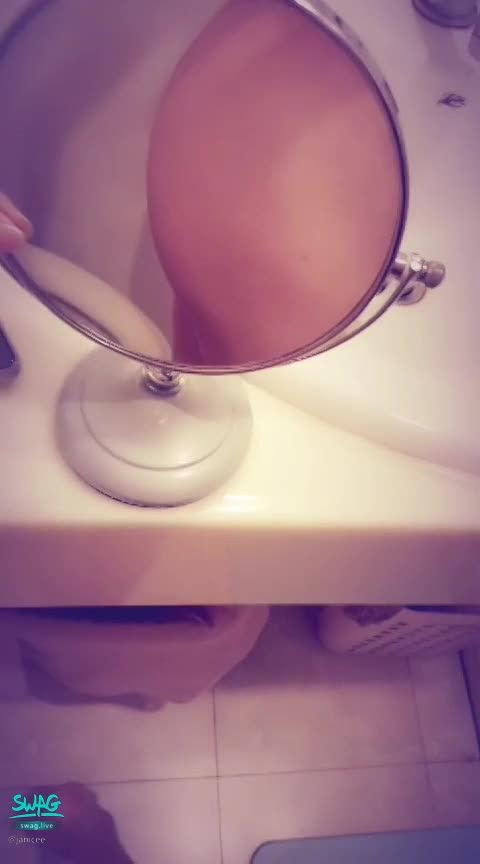  : Peeping naked ass in bathroom 😈