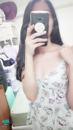 janicee : 放下一側的肩帶👀
揉揉胸😈
週末下雨還是記得要投票唷💦💗
細肩帶的誘惑💓
深V睡衣💚甜點系女孩🎀
Be your dessert💋
#睡衣 #性感 #美腿 #長髮 #鎖骨 #裸足 #赤腳 #黑髮 #美腿 #深V #細肩帶 #低胸 #腿控
