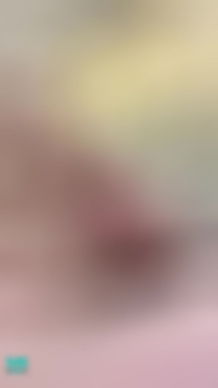 kathyicup : 早晨幫老公打手槍打到他勃起🍆💦大奶貼著他，讓他從睡夢中硬到醒來😈🔞