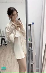 tailaqueen : 人家不喜歡穿內衣 👙
決定穿襯衫去工作室
光看鏡子的我 整個就高潮了
濕到內褲整條要換了
好想愛愛怎麼辦
#高潮 #淫水 #tailaqueen #純約會