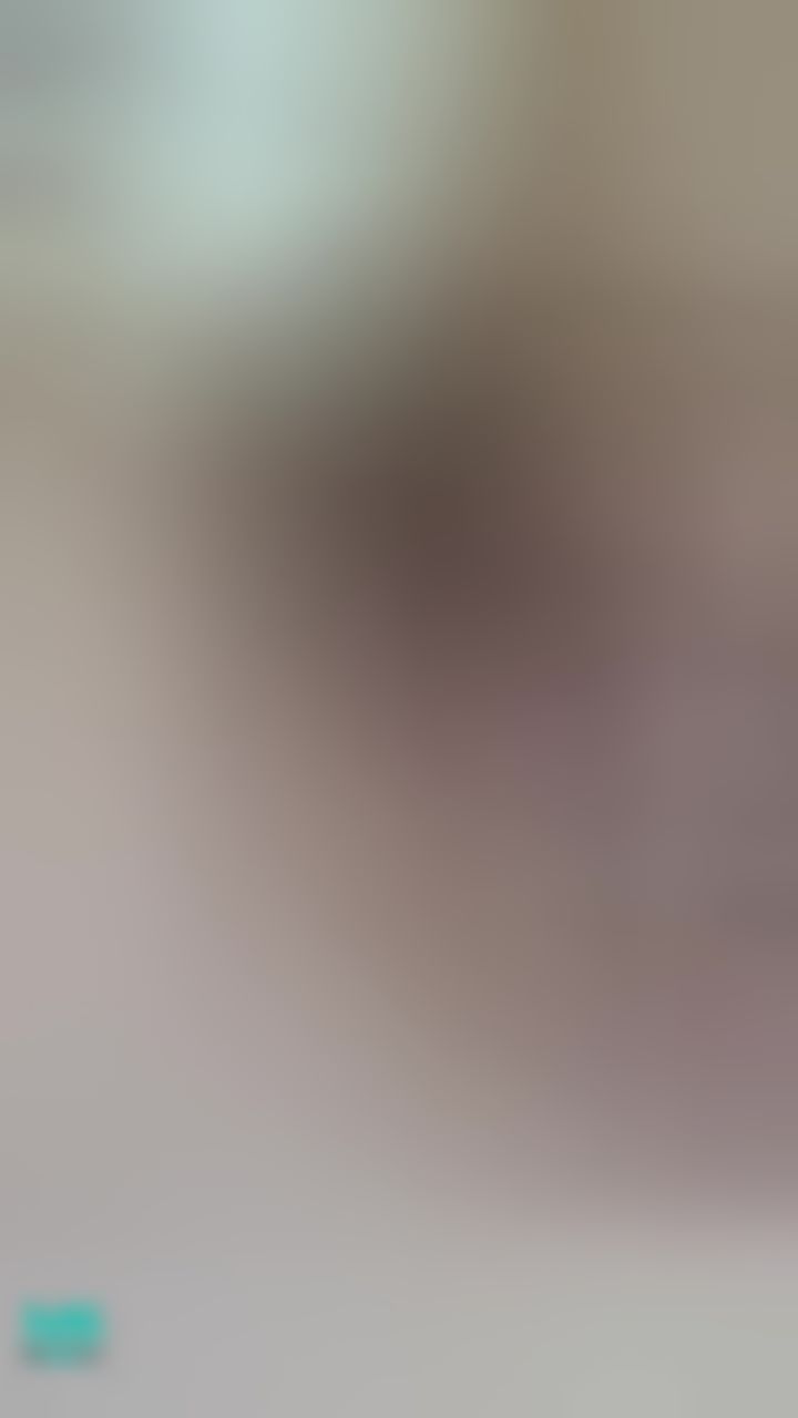 kikilinbabe : 來個癡漢視角之由上往下全視角觀賞剛剃完毛的乾淨小白虎呦
