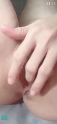 sexy_miya : 月經結束後特別想要😈😈
溼到受不了了💦💦
喜歡粉穴穴牽絲的必解💕💕