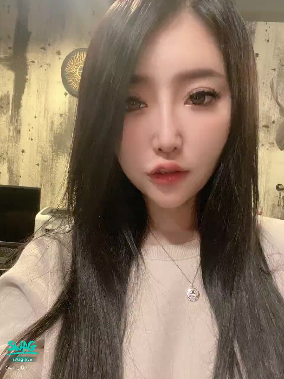 arielbb : 🔥 new movie 🔥 Meet an old driver who can play 🚖
https://5w.ag/bPDEWj6YHAJiWJm66
This day I was very depressed and just wanted to go to relax, but I called a car but didn't know where to go, so I could only wander around the city. Fortunately, the driver is very good at playing, he took me to the bath and gave me a massage 🔞 The old driver's entertainment is so sensual and passionate

✨ unlock press like 👍🏻 And private message screenshot 🉐️ Hidden Edition 1
✨ Private message to chat about your favorite plot

#沒有你們解鎖 , I will not be able to make new films, and I will lose money completely, because I always find a professional team to cooperate 🥺😭


#純約會特價中
#長腿
#愛子
#大奶
#潮吹女王