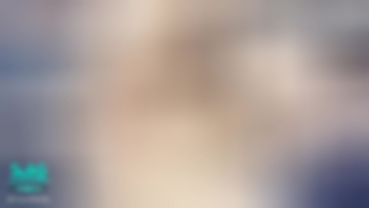 miyukibaby : 淫蕩慰慰..半脫褲褲都流白汁了😋想舔舔美鮑？👅💋💦