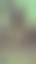 janicee : 地板上坐著💙
摸摸腿,會曝光的角度👀
光滑的赤腳⭐
背後有洞的內著💗
Bra top💚
#美腿 #鎖骨 #低胸 #性感#sexy #長髮 #赤腳 #裸足 #短裙 #bra #內衣 #內著 #挖洞