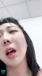 bershuka : 本月第一次限動露全臉‼️㊙️ 被棒棒打臉‼️🔥情色按摩🙈❤️
#bershuka #茉茉