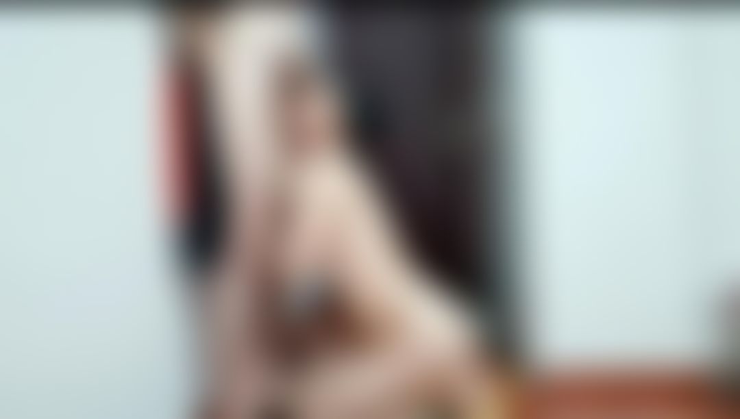 nanabae : 口交到極致 出浴小隻馬👧帶你解鎖🔒各種口交姿勢👅 