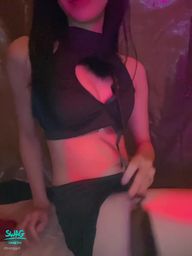 tonggirl : 偷偷誘惑🤤想打我的奶嗎🫣
聖誕節交換禮物額滿🤭🤭🤭
#娜娜#誘惑#性感#sexy