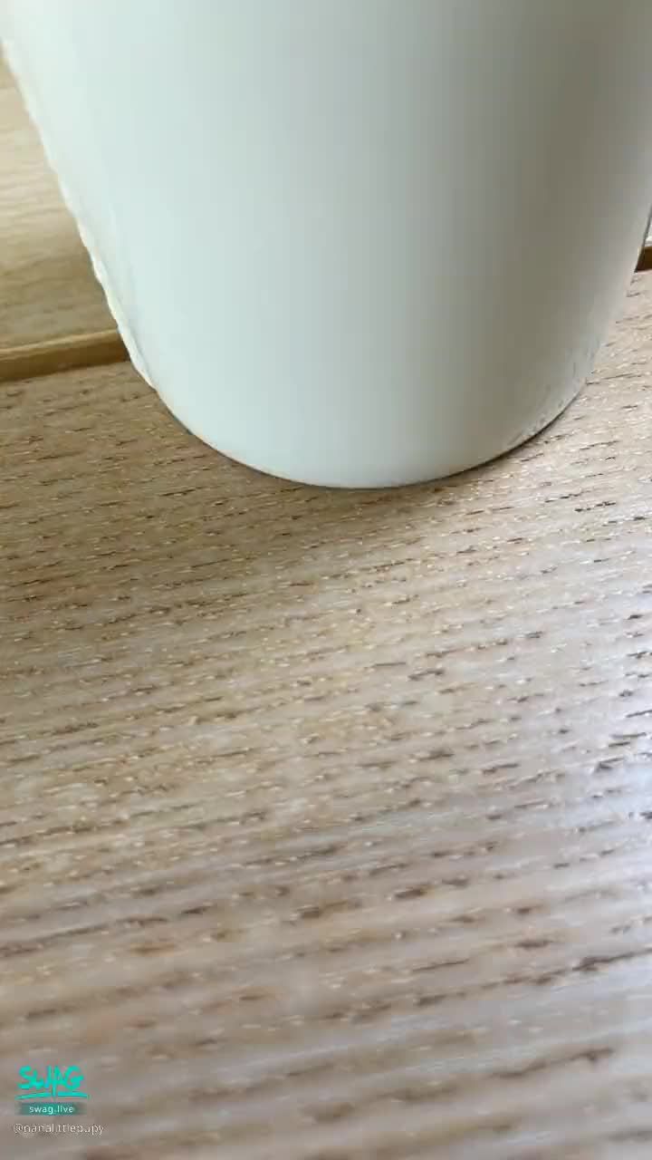 nanalittlepupy : 肚子好餓喔 
有外送嗎🙈