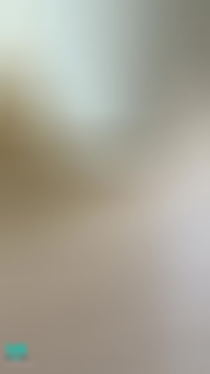 nanalittlepupy : 肚子好餓喔 
有外送嗎🙈