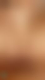 hotbabegirl : 超色!掰開陰唇讓肉棒插入😉這姿勢插的更深更爽了 粉絲說好喜歡高潮收縮被夾緊的感覺🤤