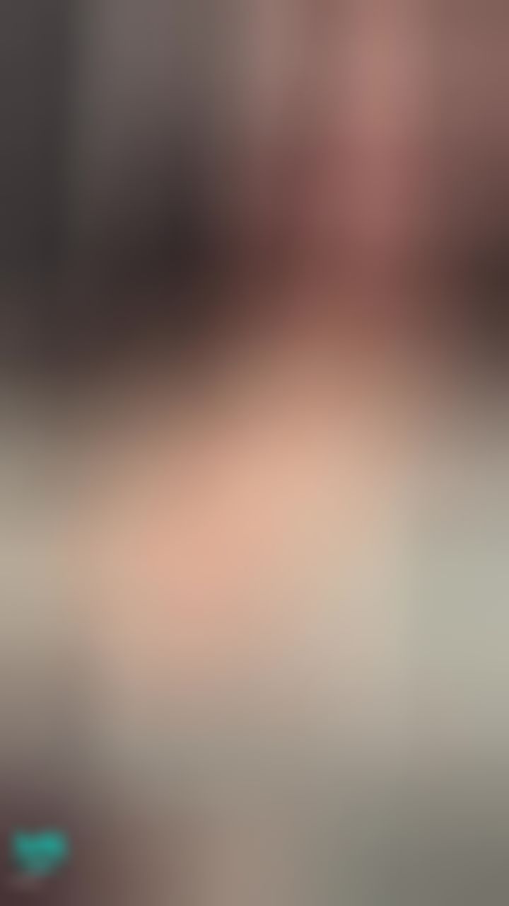 alleys : 💦昨天直播錯過的來💦愛死了這騷貨奶頭❤️ 有買早鳥票的來找我領取抽插片🎁🎁🎁🎁🎁