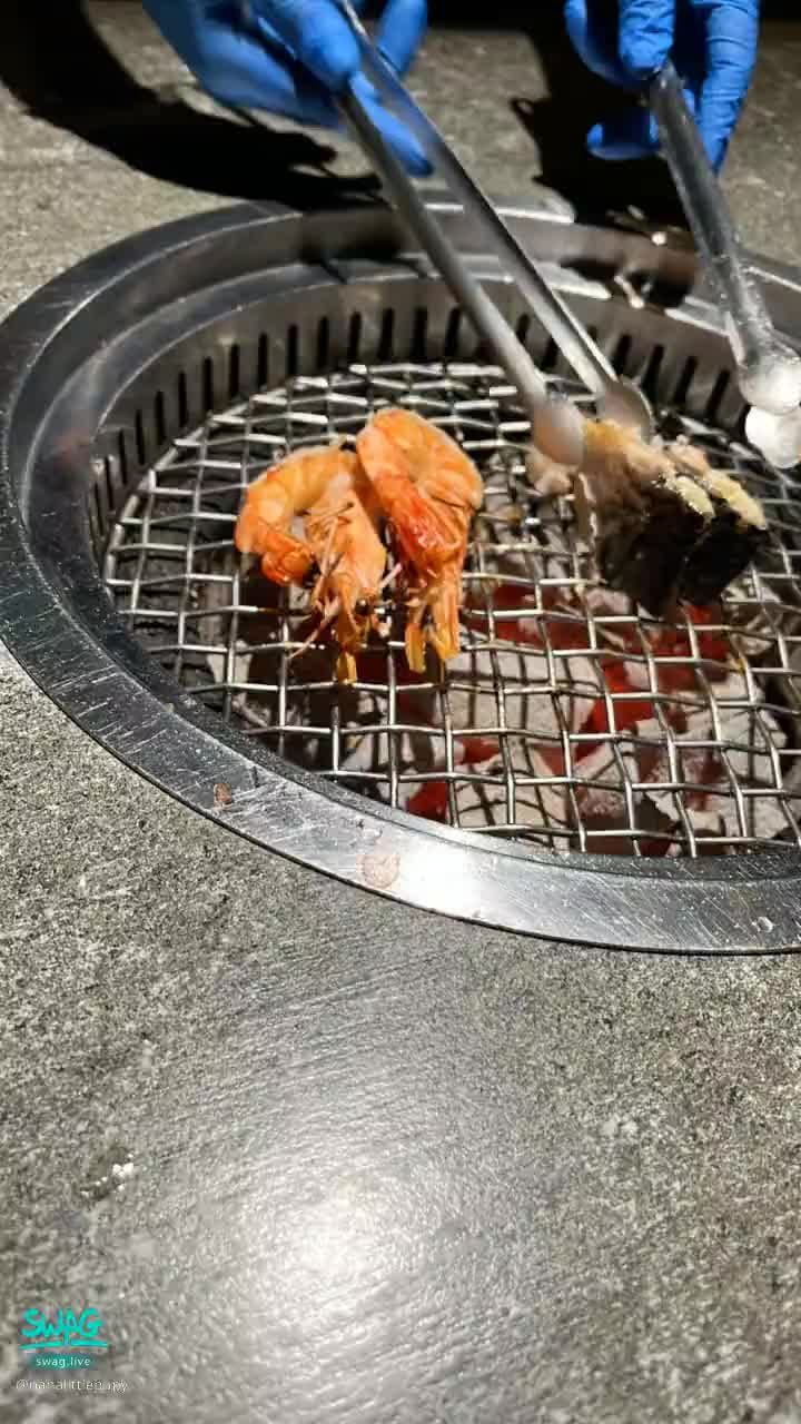  : eat meat with family 💗
bring the meat back
