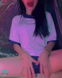 tonggirl : 學生娜娜性飢渴Babe能滿足我嘛
#娜娜#誘惑#腿