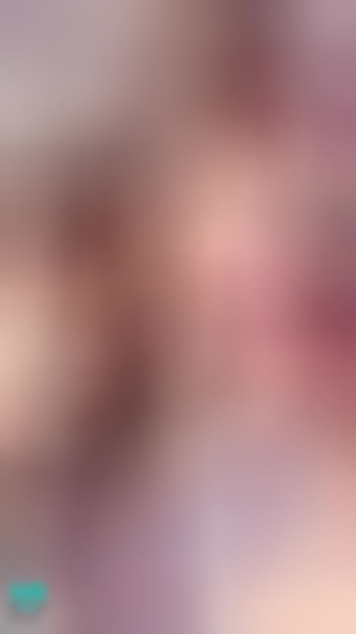 mumuq : 絲襪裝女郎 淫蕩表情吃肉棒😈