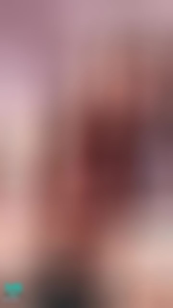 mumuq : 女上瘋狂的搖🔥不榨出汁不給停😈
嘻嘻⋯⋯寶貝一定很爽吧⋯⋯射這麼多從小穴裡流出來 這個視角真的很色欸😍