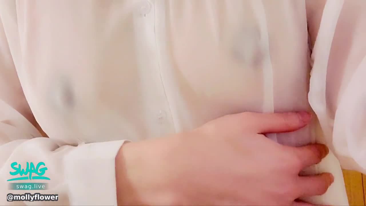 mollyflower : 透明襯衫的誘惑 #制服 #Uniform
