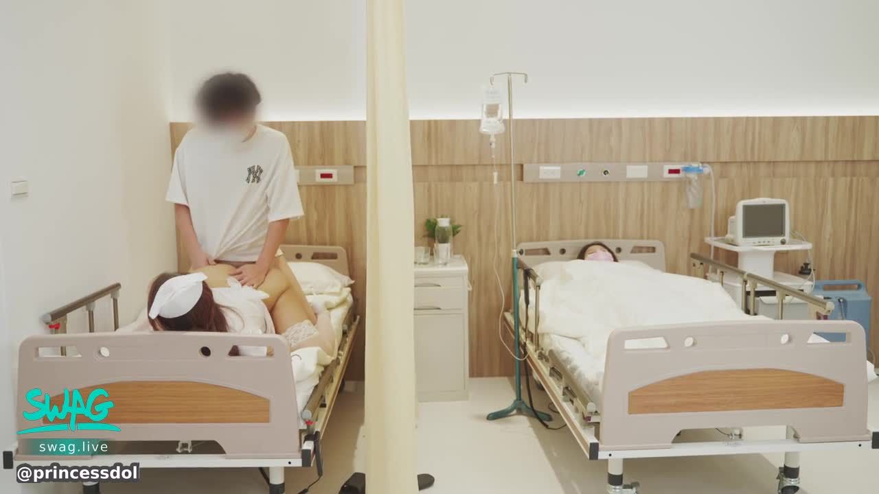  : Girlfriend recuperates in hospital bed and I nurse next to her (drama video) #護士 #巨乳 #背後式 #Nurse #BigTits #DoggyStyle