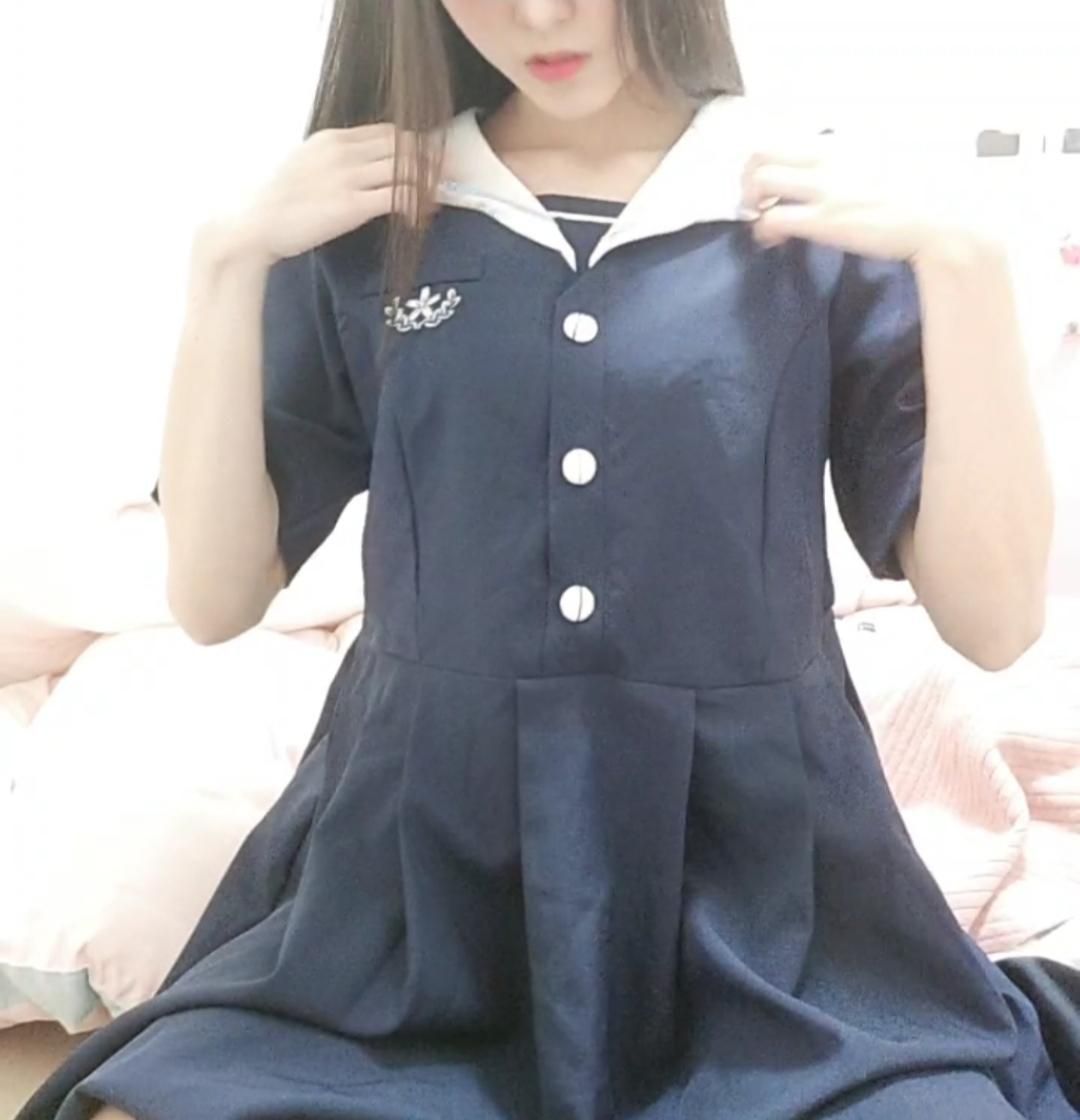 quanna : 甜美的Q娜 來吃掉我嗎？