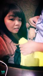 areireihoney : super exciting! In the KTV box, helping friends with guns to eat dick! I'm afraid the waiter will come in! #口交 #BlowJob