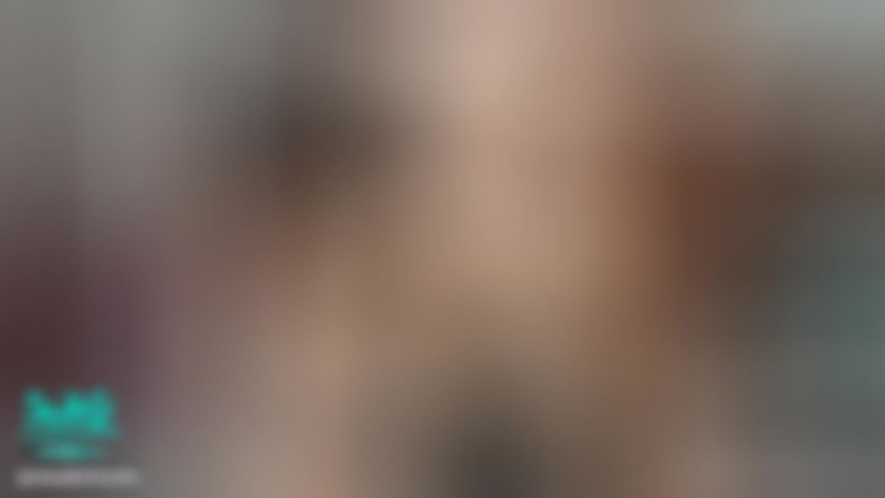  : 