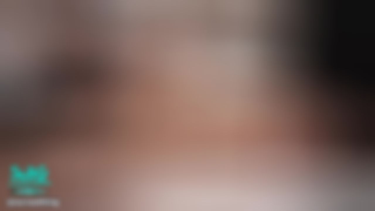  : 