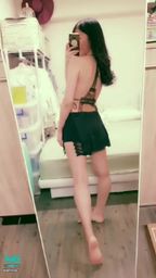 janicee : 睡衣背後的小心機
側身的開衩與背後讓人驚艷的設計💖
超深V睡衣🌹
Black satin💋
#性感 #美腿 #鎖骨 #長髮 #足控 #腿控 #黑髮 #蕾絲 #睡衣 #赤腳 #裸足 #開衩