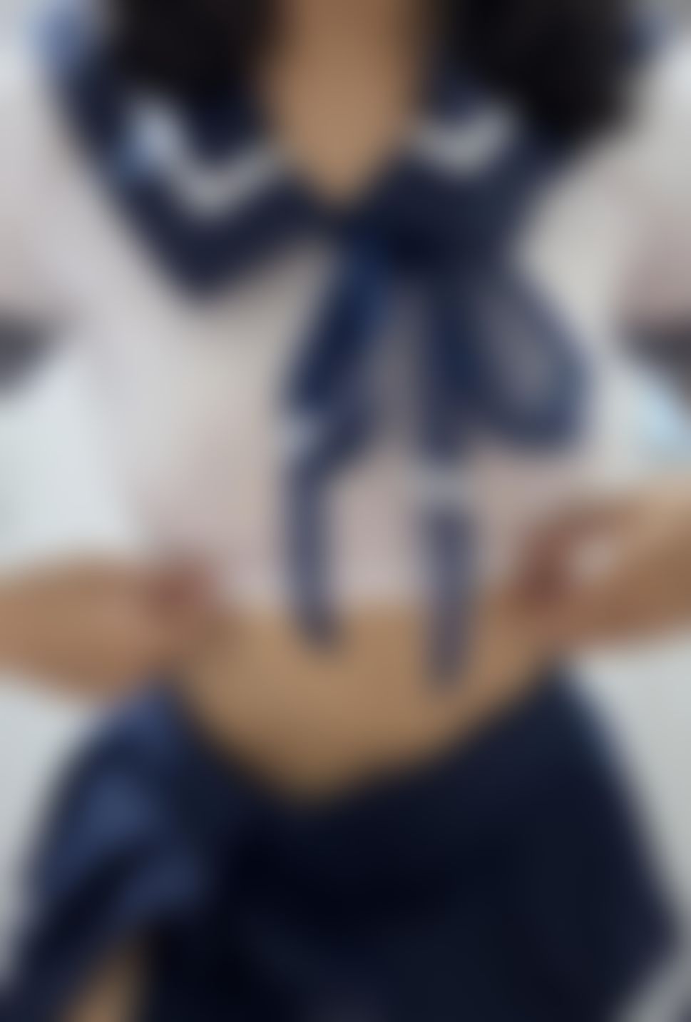 pink_amy : 穿著制服到處幫…校外人士排毒👧👄👅