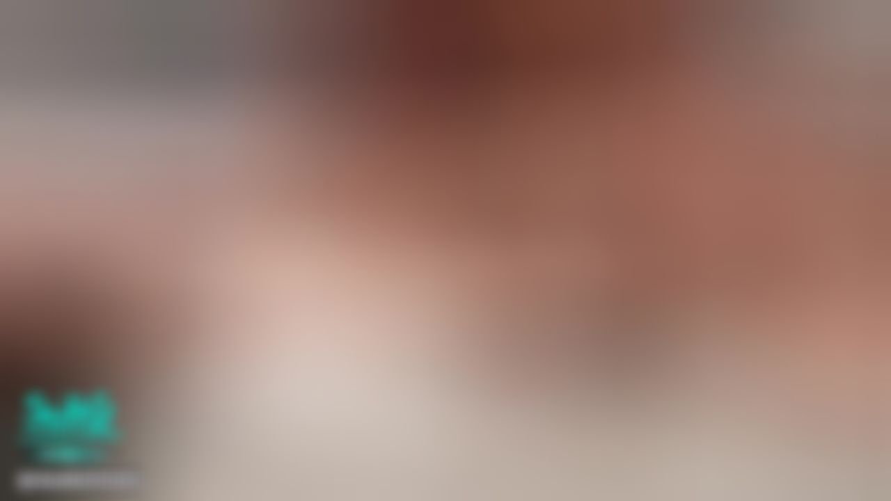  : 