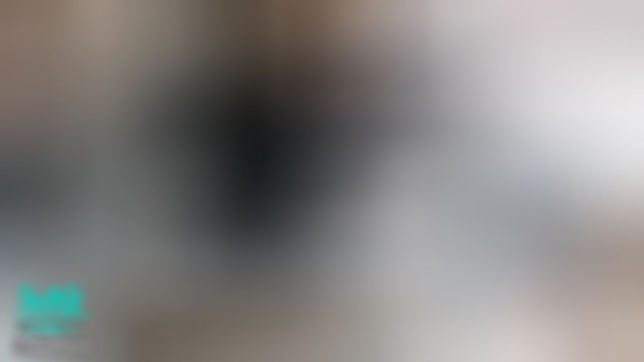  : 