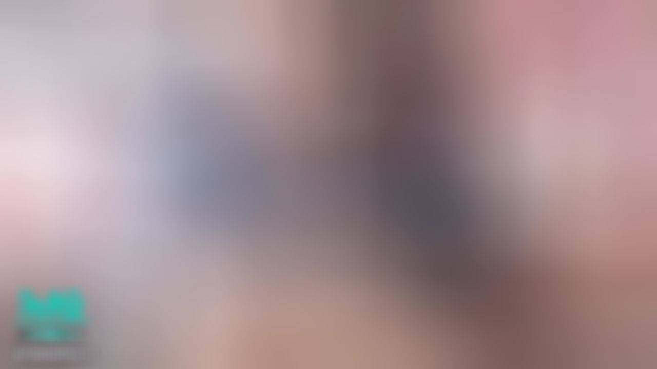  : 
