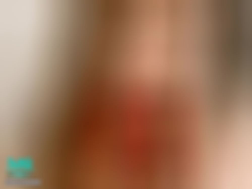 sexynozomi : 🔥中國風服裝下的小奶頭 #旗袍 #美乳 #Cheongsam #Busty