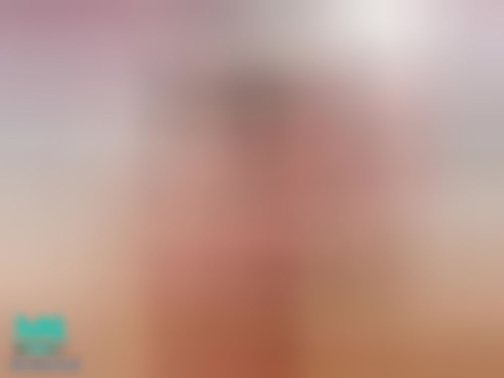  : 