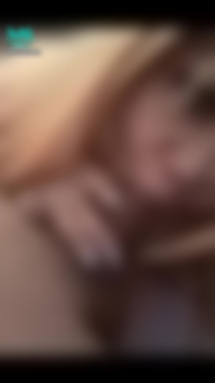 areireihoney : 《胖阿芮時期》🔥超級長片！發現外送員是粉絲男大生！於是邀請他…..
