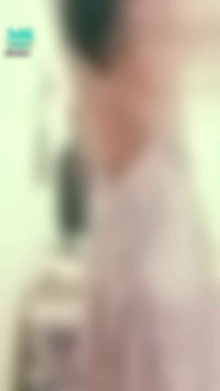 janicee : 舔舔嘴，微曝光♥️