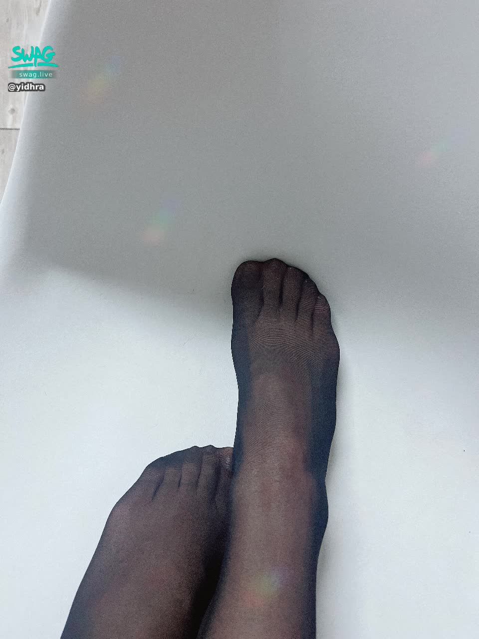 yidhra : 🔥i罩杯日常🔥今天穿黑絲上班
