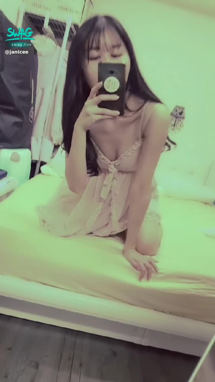 janicee : 牛仔色的內衣💋