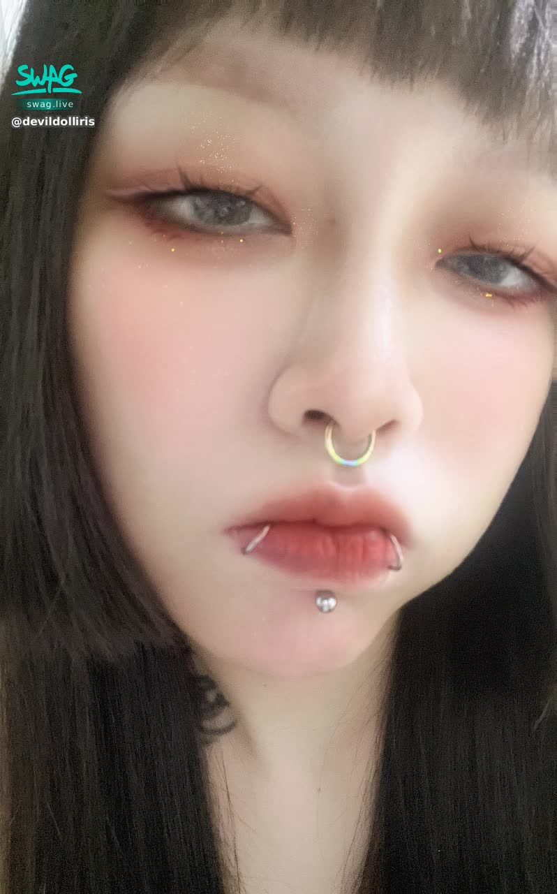 devildolliris : 🖤