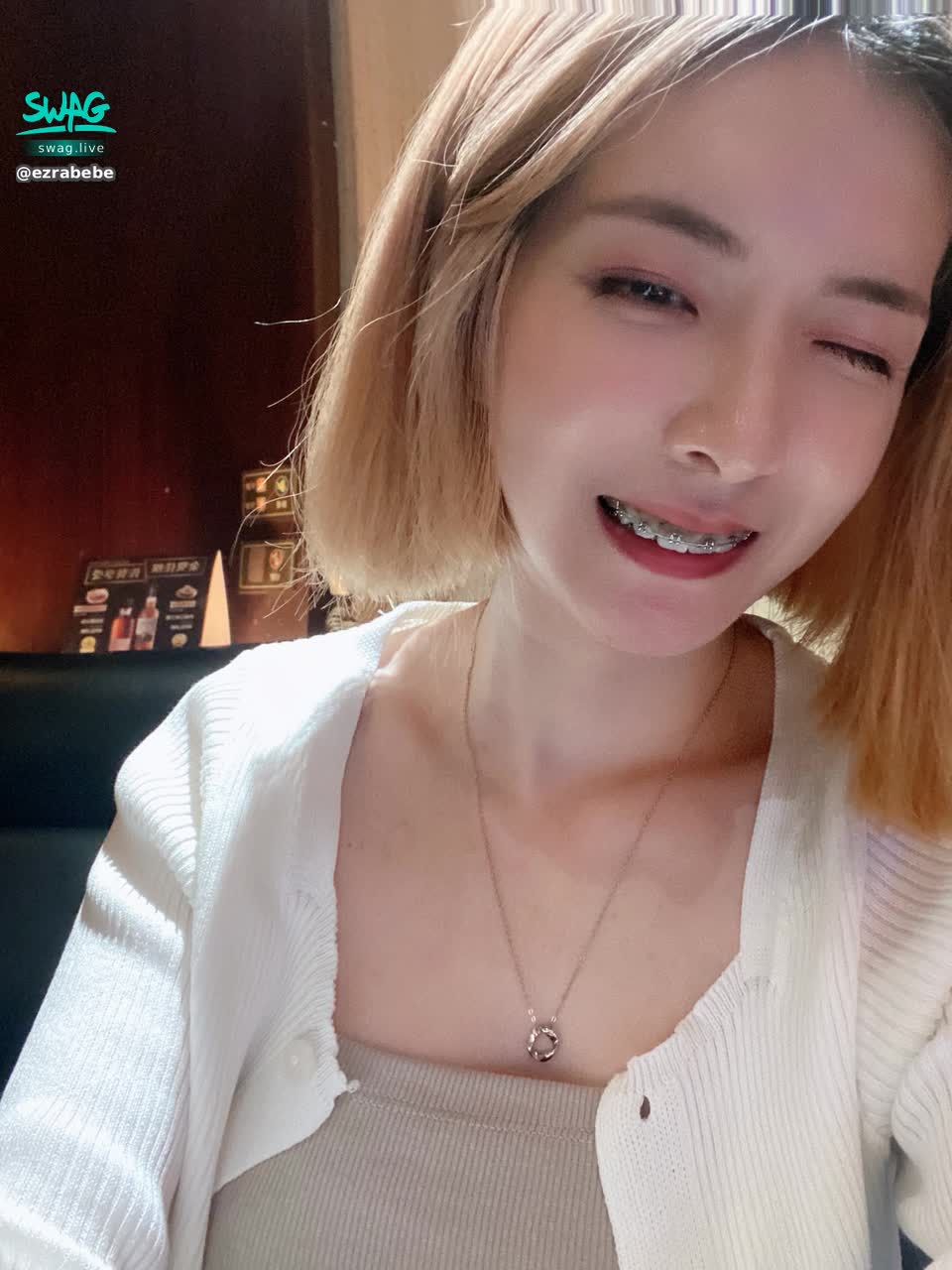  : Look at me who is tipsy