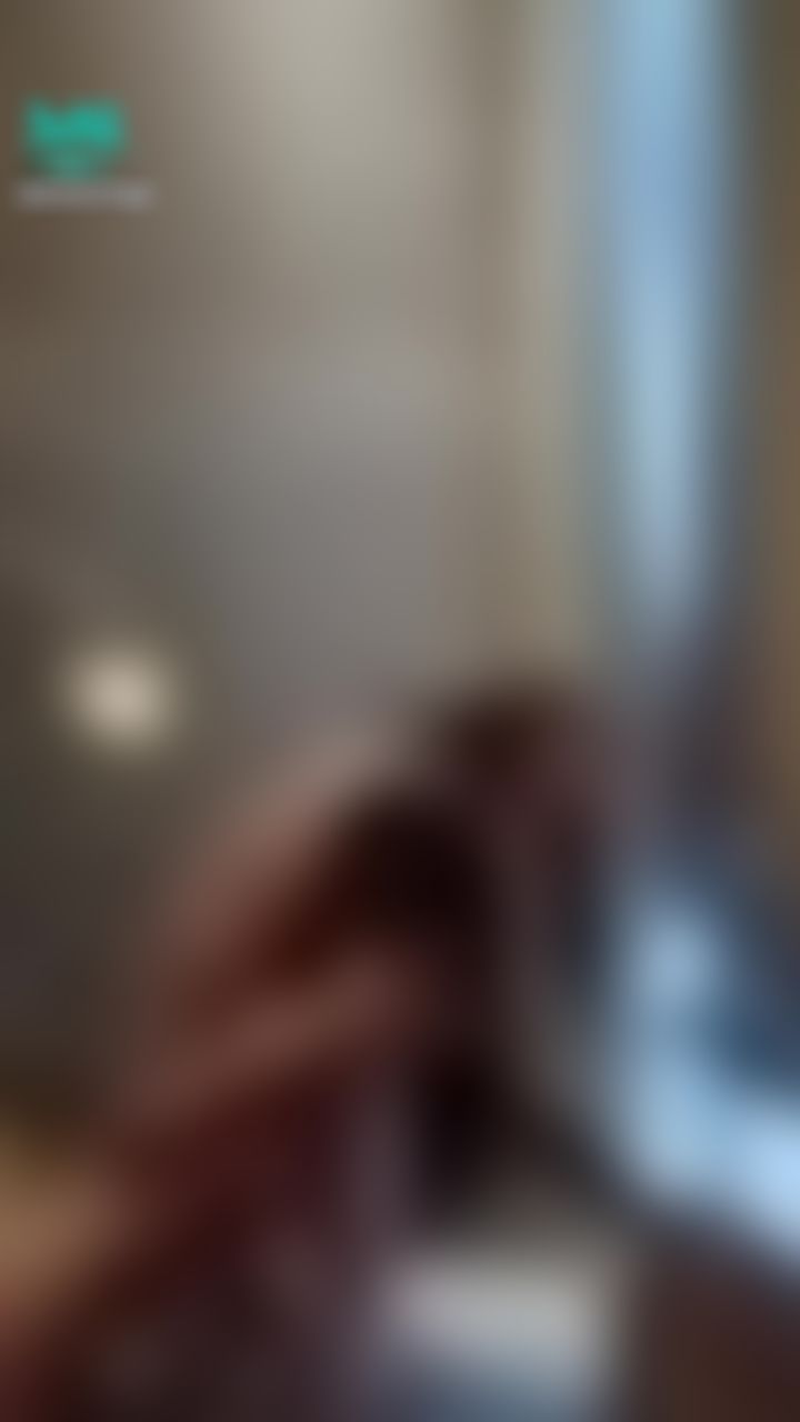 awesomegal : 双飞双飞！太激动了，我竟然喷了男粉丝一脸水💦💦他好享受哦😋