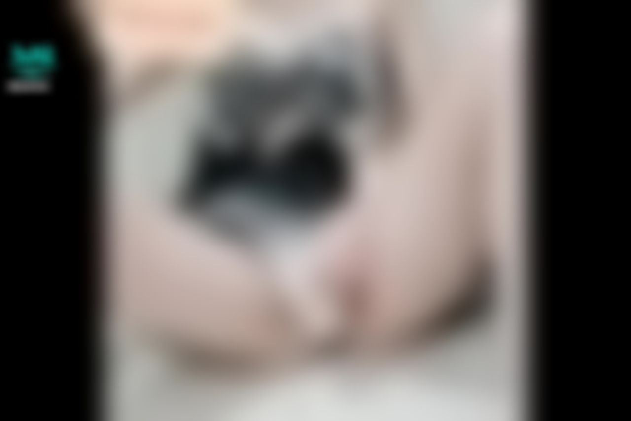  : 主人 清涼小女僕玩小怪獸噴水