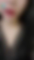 janicee : 舔舔嘴♥️
露出粉紅的舌頭誘惑你😈
性感 #膝上襪 #大腿襪 的 #絕對領域 #美腿 💚
#嘴唇 #舔