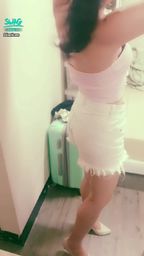 janicee : 容易露出內衣的性感馬甲♥️
白皙的腳腳👠
the corset💚
#性感 #長髮 #sexy #腿控 #鎖骨 #馬甲 #短褲 #美腿 #乳溝 #赤腳 #裸足 #黑髮