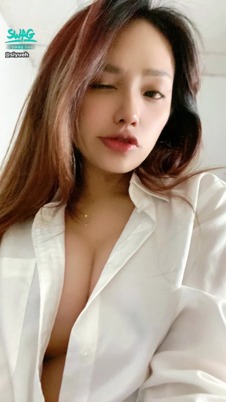 : Hello boss, I’m the new sexy secretary ❤️