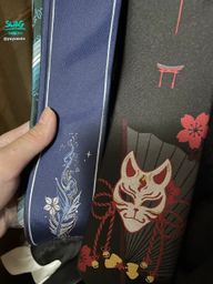 : Can you let me tie your tie?