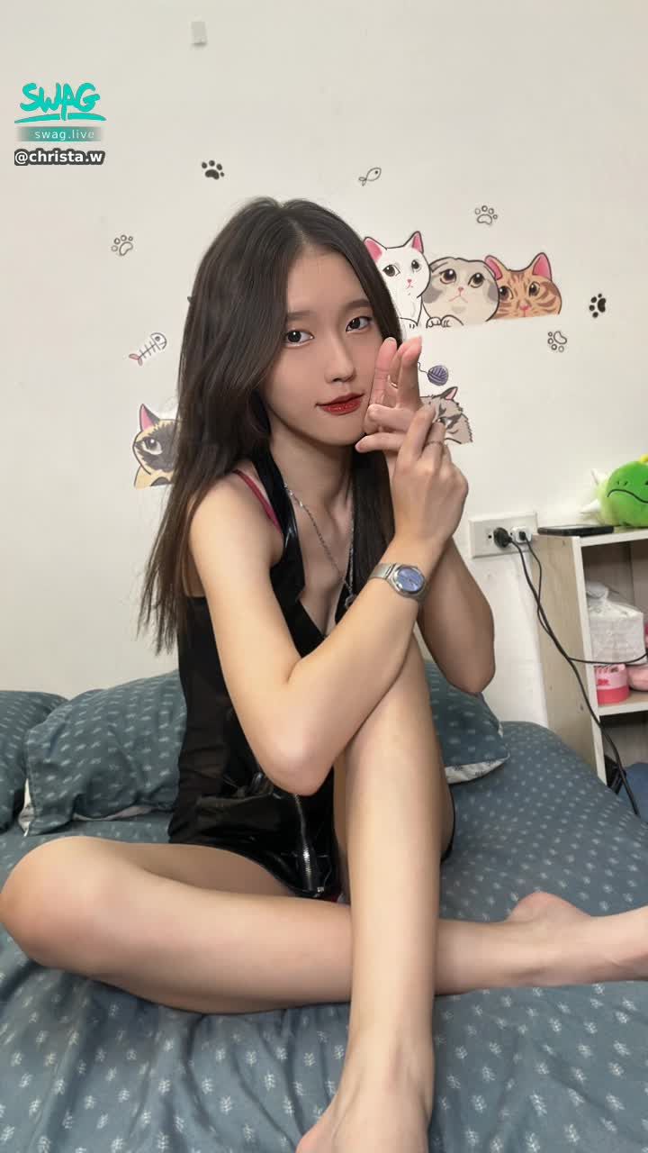 christa.w : 聖誕節來點小福利🫣🫣🫣
好的東西總是先要付出些東西的 例如鑽石😻😻㊗️Babe聖誕快樂
我的聖誕老公公在哪裡o(≧v≦)o